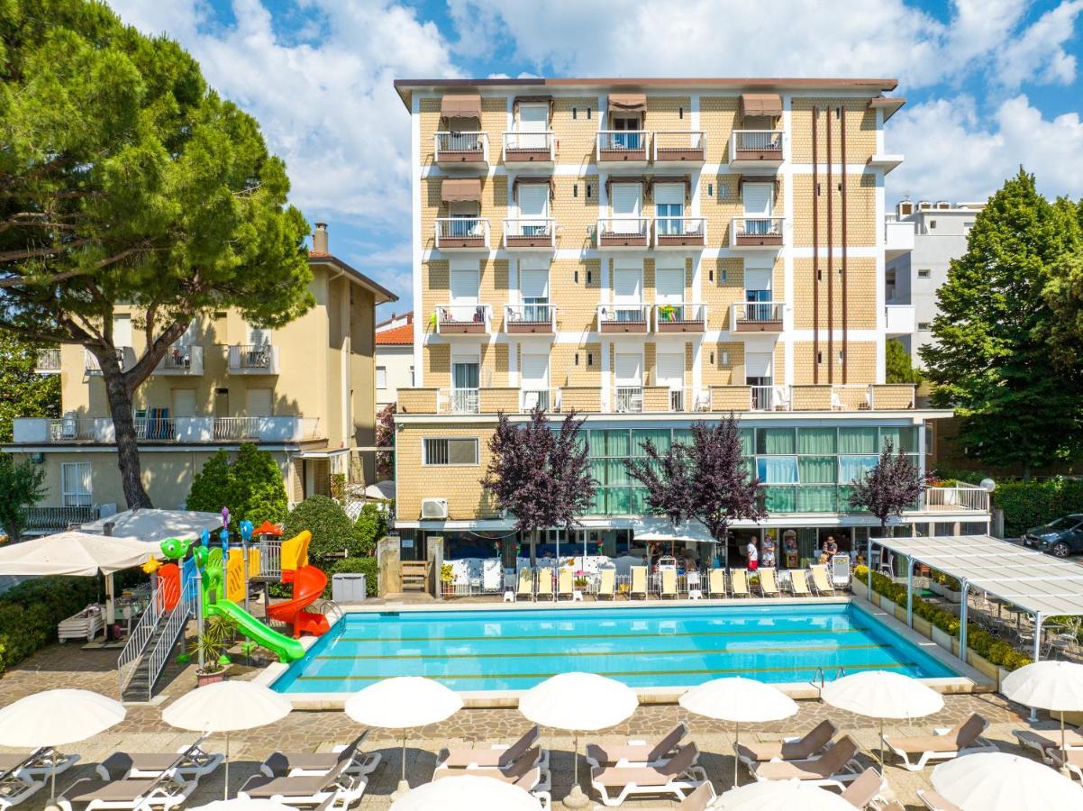 Lotus Hotel All Inclusive & Spiaggia Rimini Eksteriør bilde