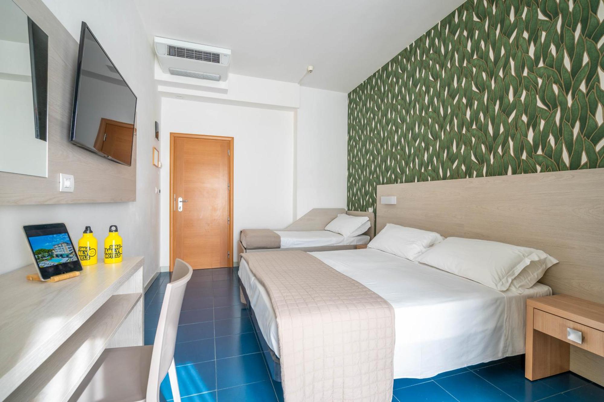 Lotus Hotel All Inclusive & Spiaggia Rimini Eksteriør bilde