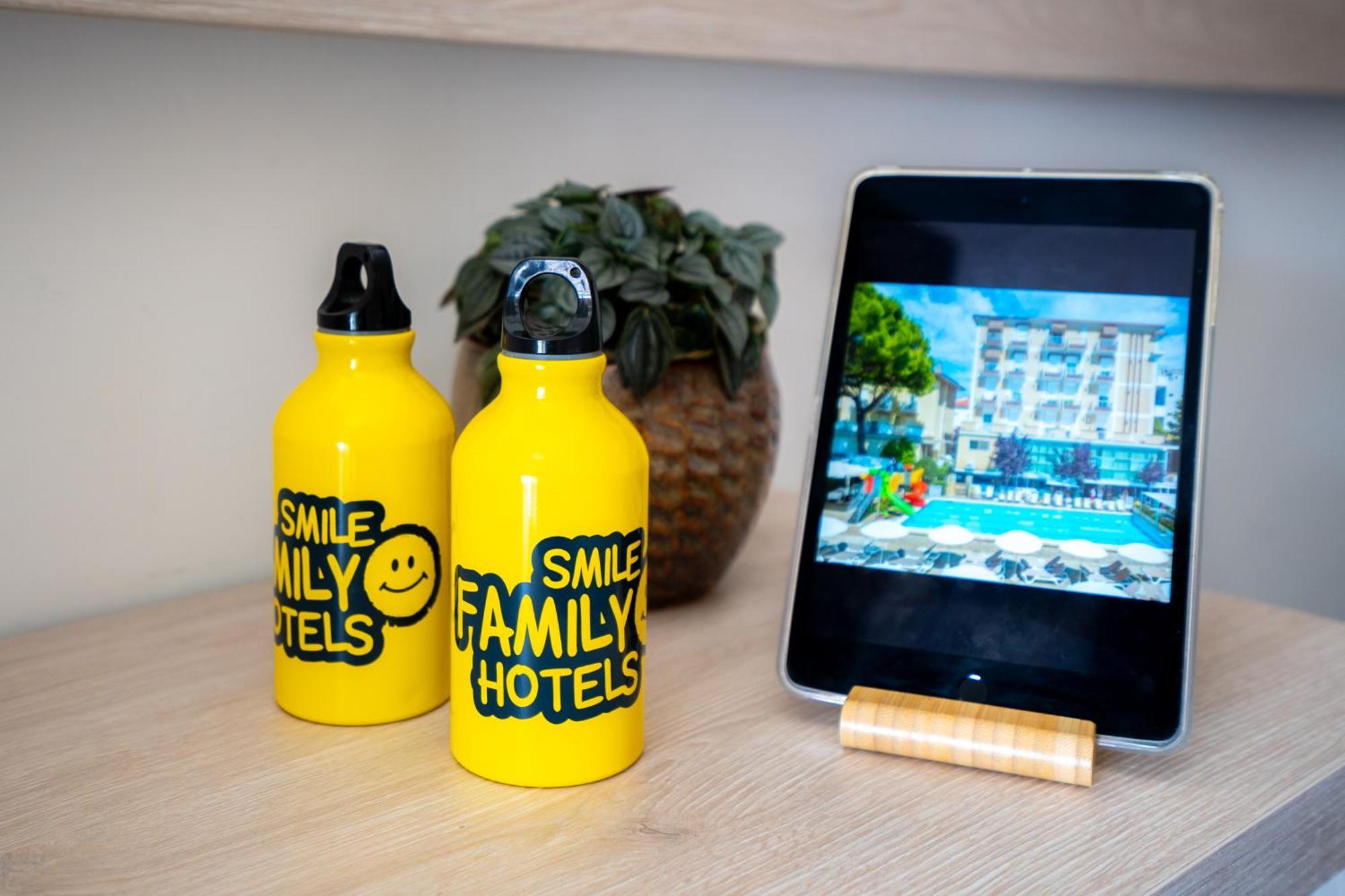 Lotus Hotel All Inclusive & Spiaggia Rimini Eksteriør bilde