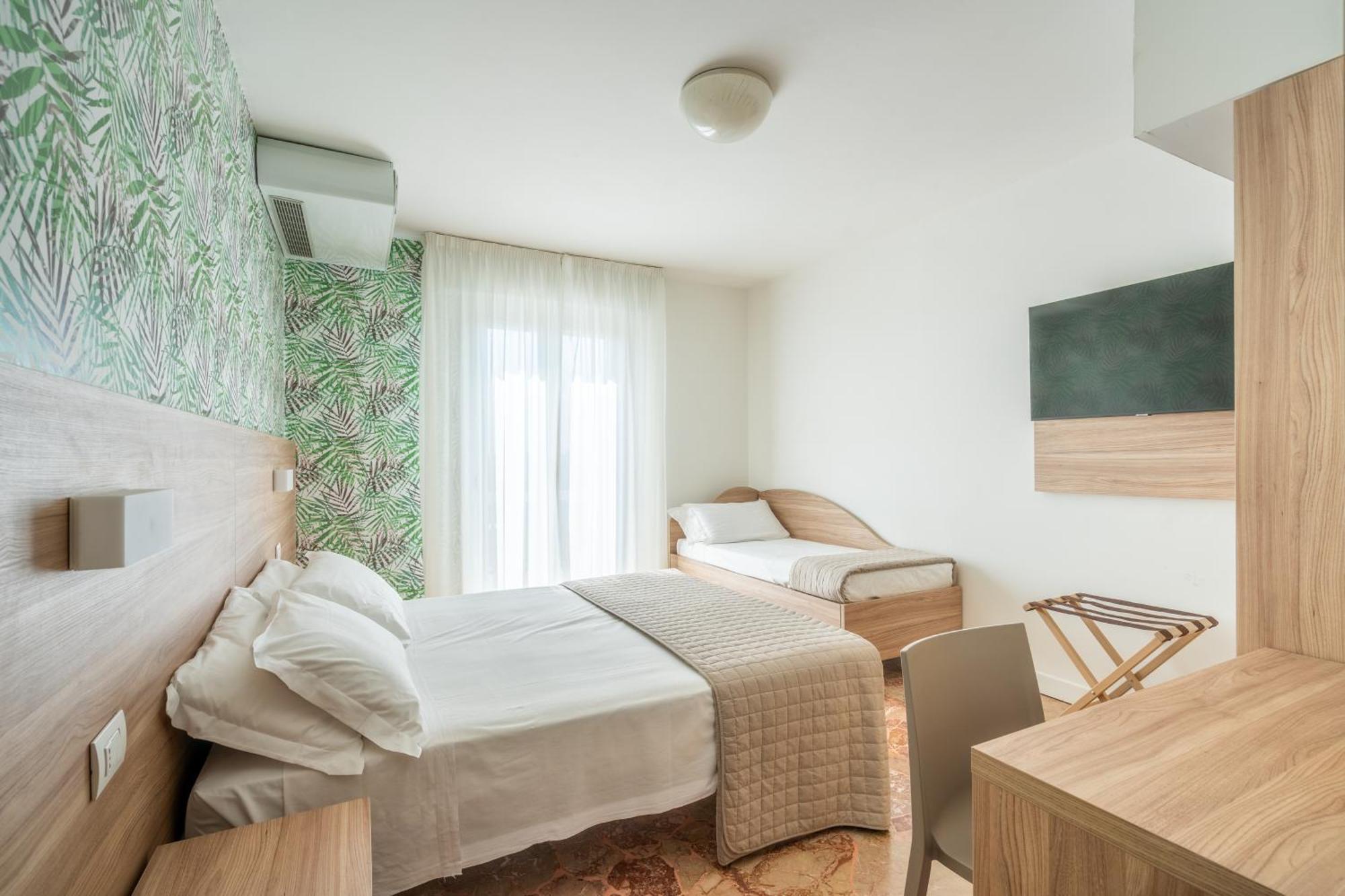 Lotus Hotel All Inclusive & Spiaggia Rimini Eksteriør bilde