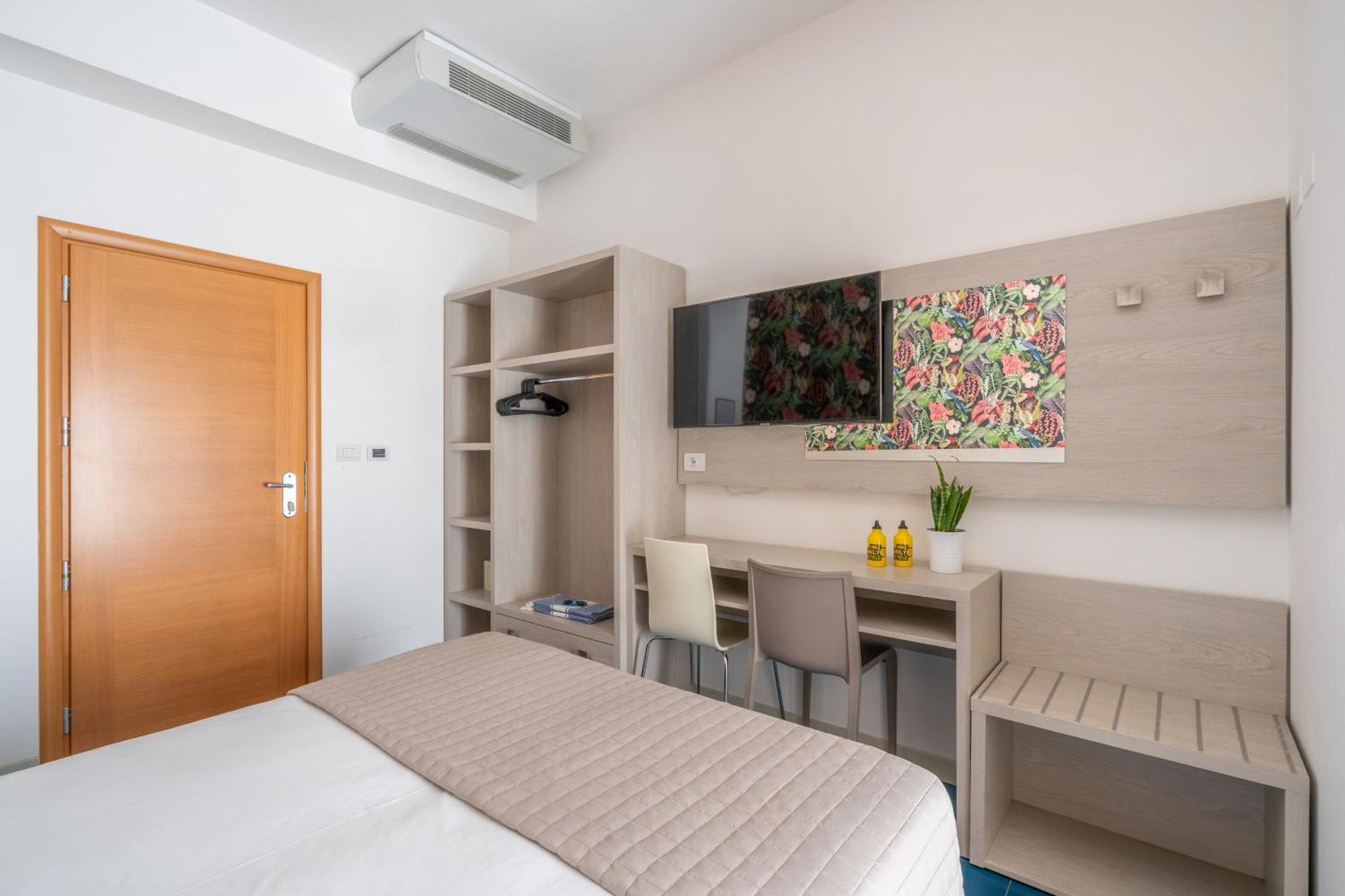 Lotus Hotel All Inclusive & Spiaggia Rimini Eksteriør bilde