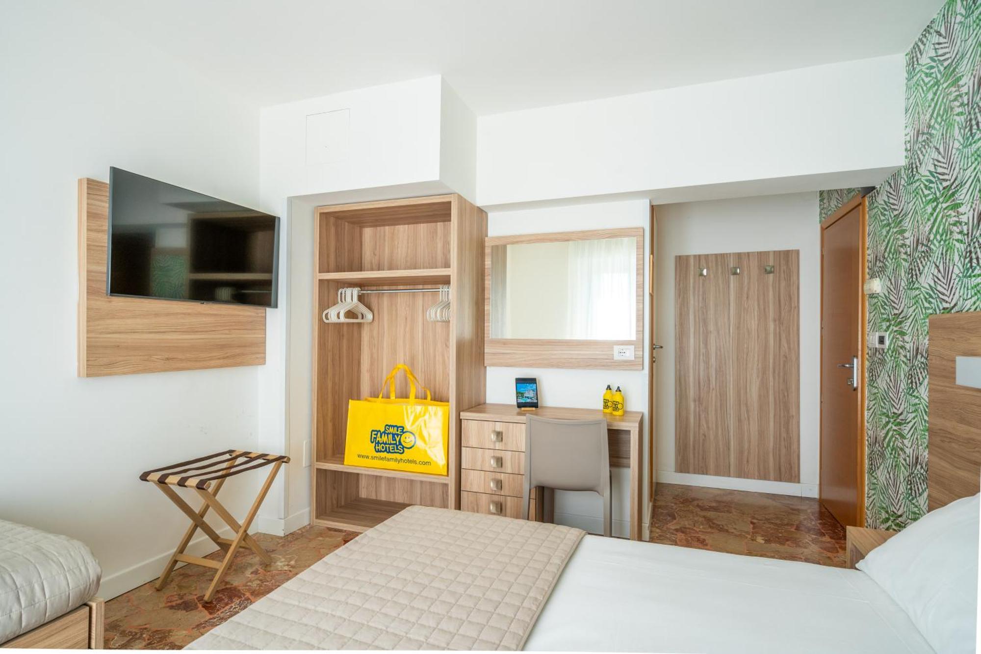 Lotus Hotel All Inclusive & Spiaggia Rimini Eksteriør bilde