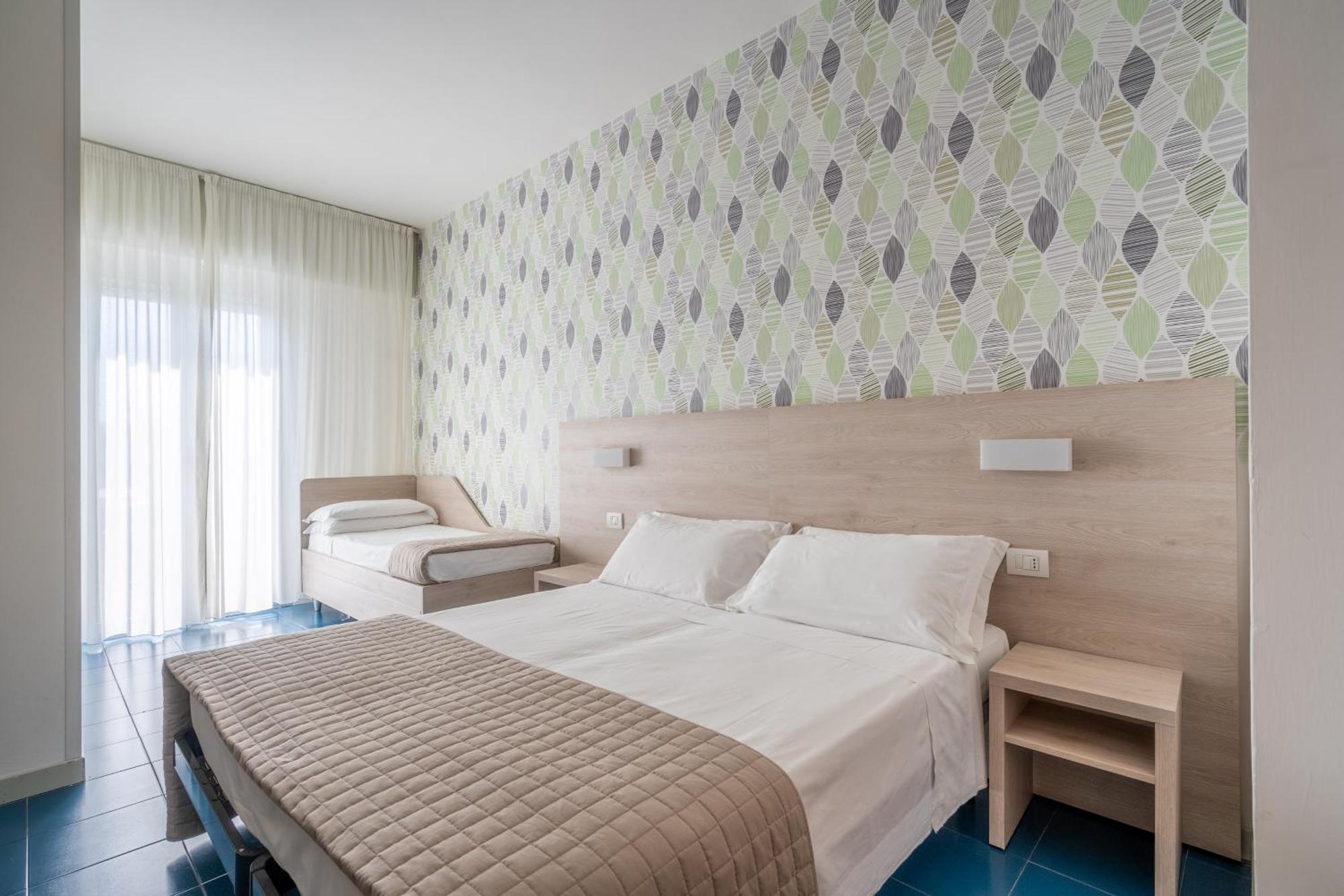 Lotus Hotel All Inclusive & Spiaggia Rimini Eksteriør bilde