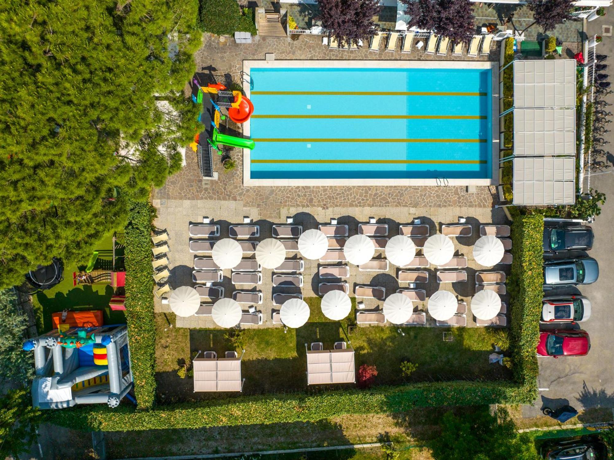 Lotus Hotel All Inclusive & Spiaggia Rimini Eksteriør bilde