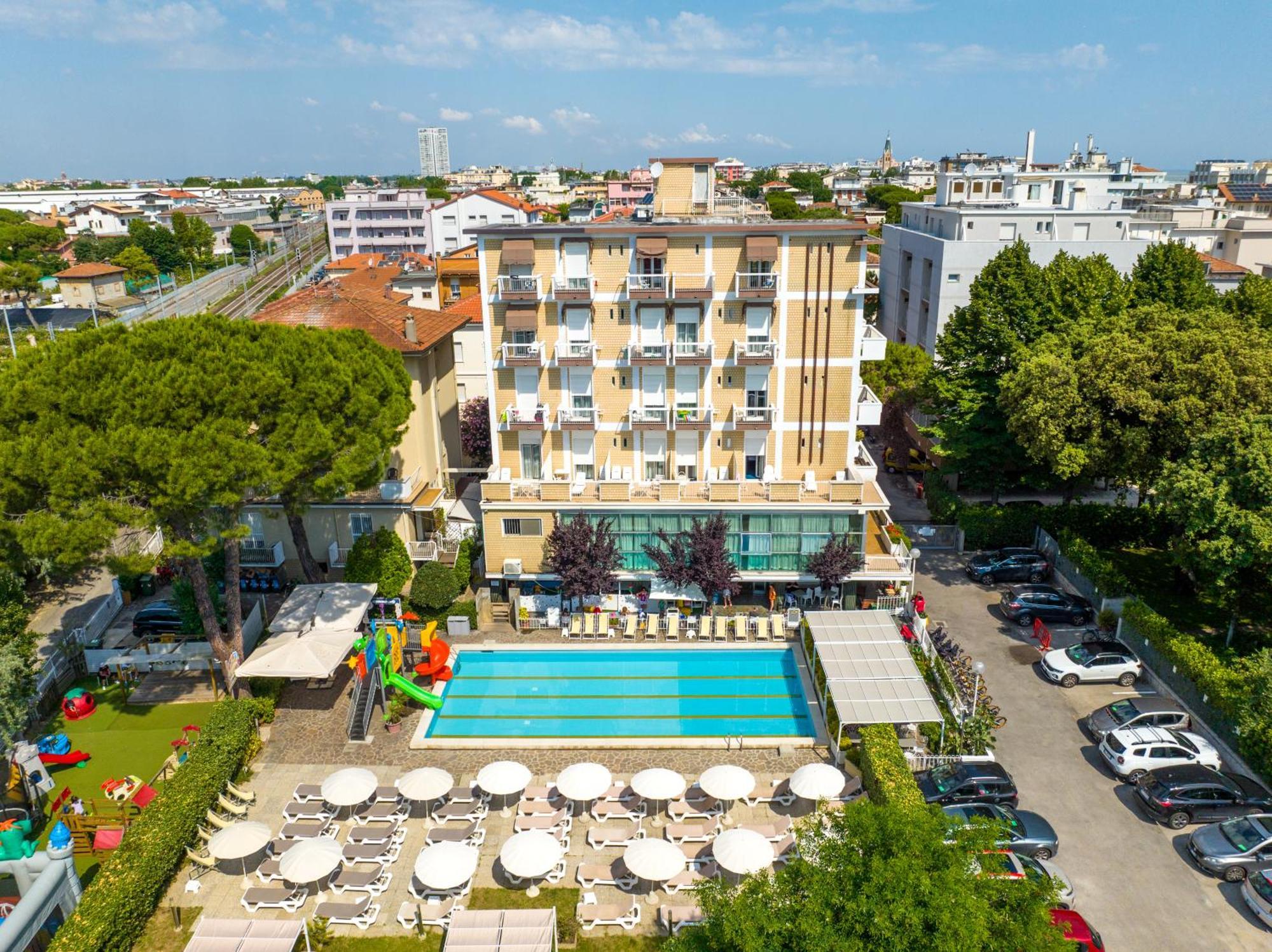 Lotus Hotel All Inclusive & Spiaggia Rimini Eksteriør bilde